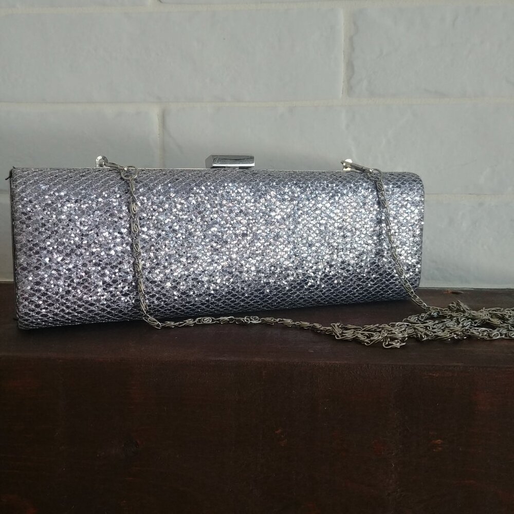 Le Chateau hard shell silver sparkle sequin clutch bag